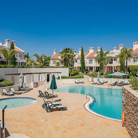 Vilamoura Garden With Pool By Homing 奎特里拉